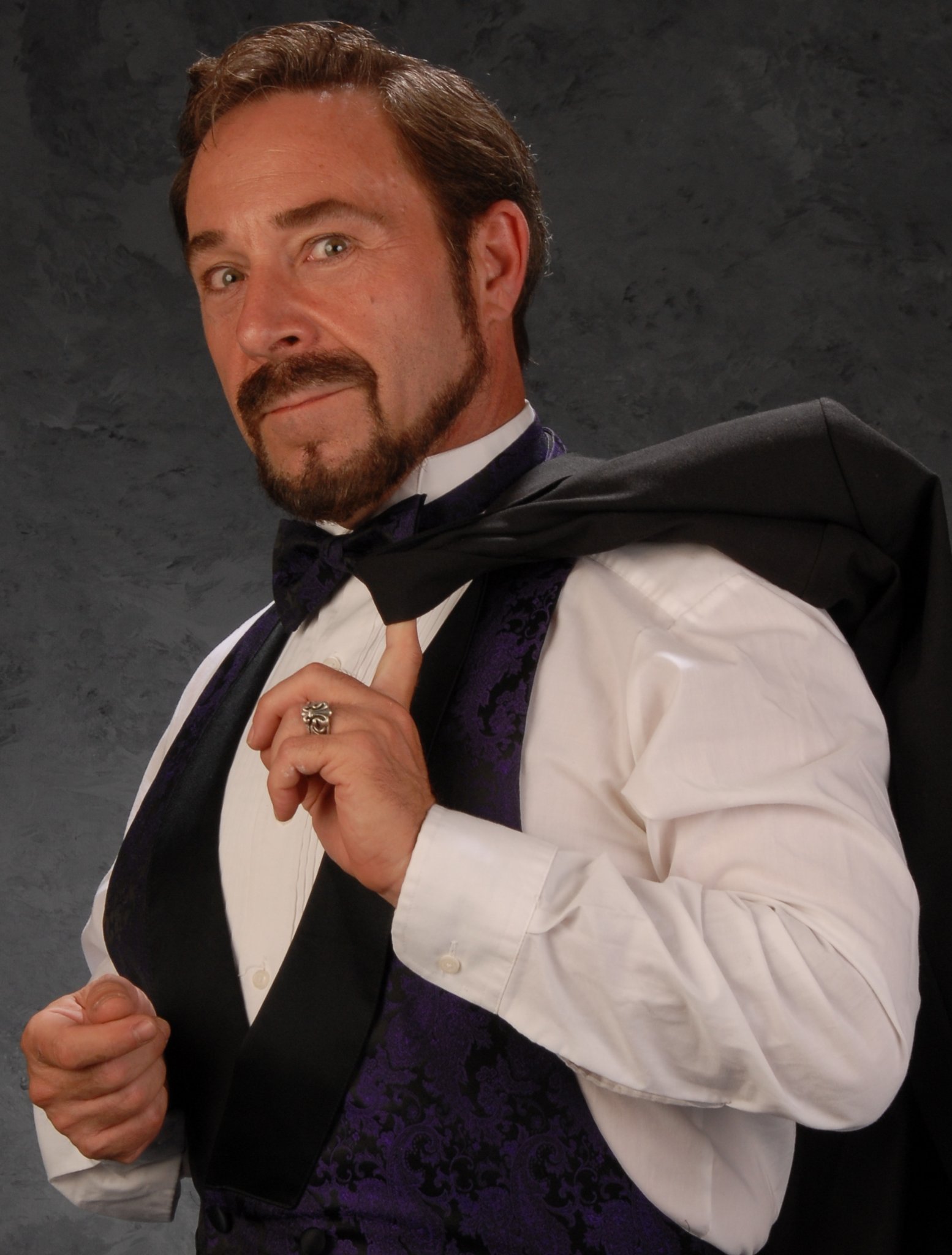 Фото - Эдвард А Кокс: 1554x2048 / 277 Кб