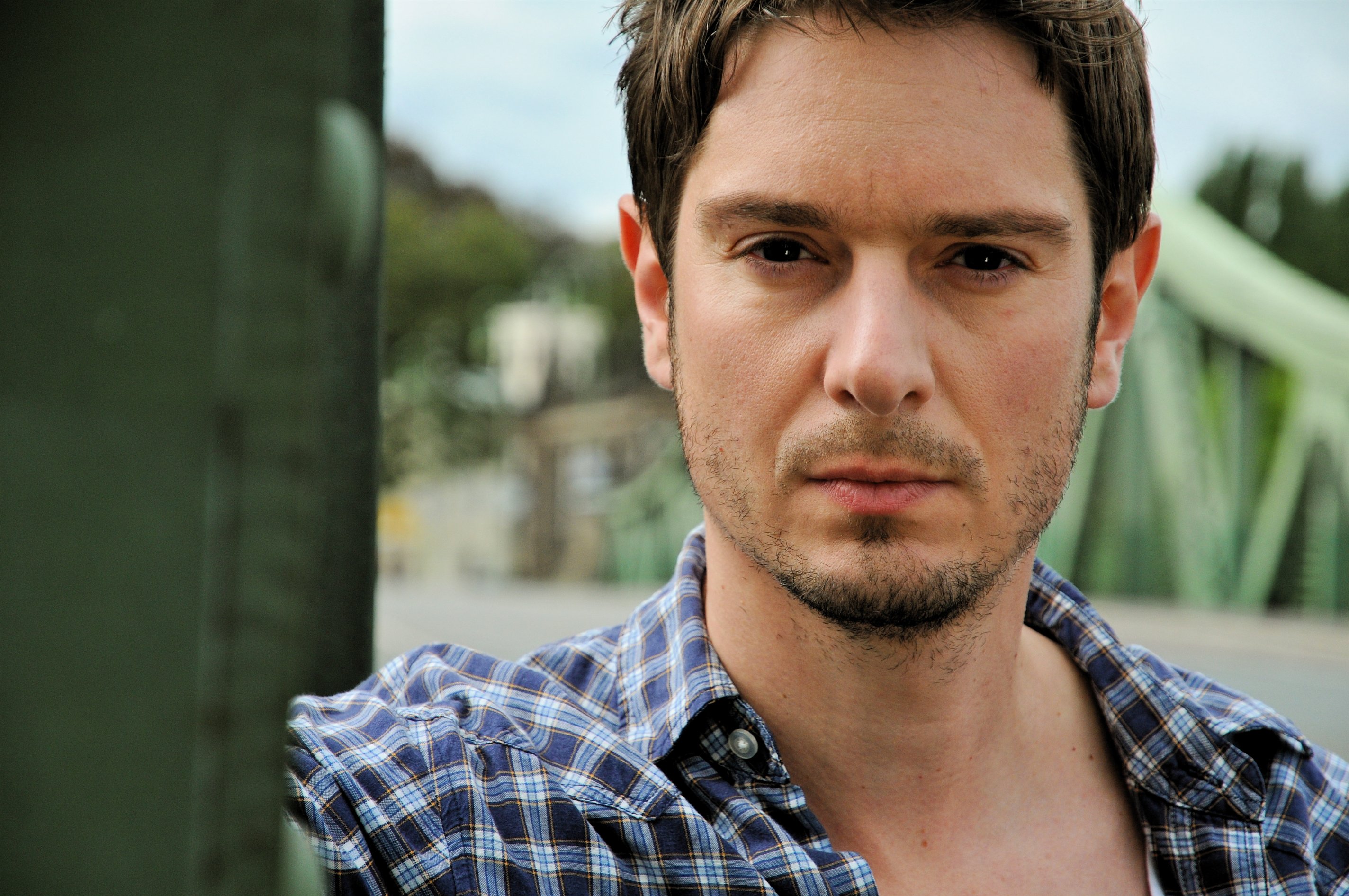 Фото - Майкл Бэрал: 2848x1892 / 838 Кб