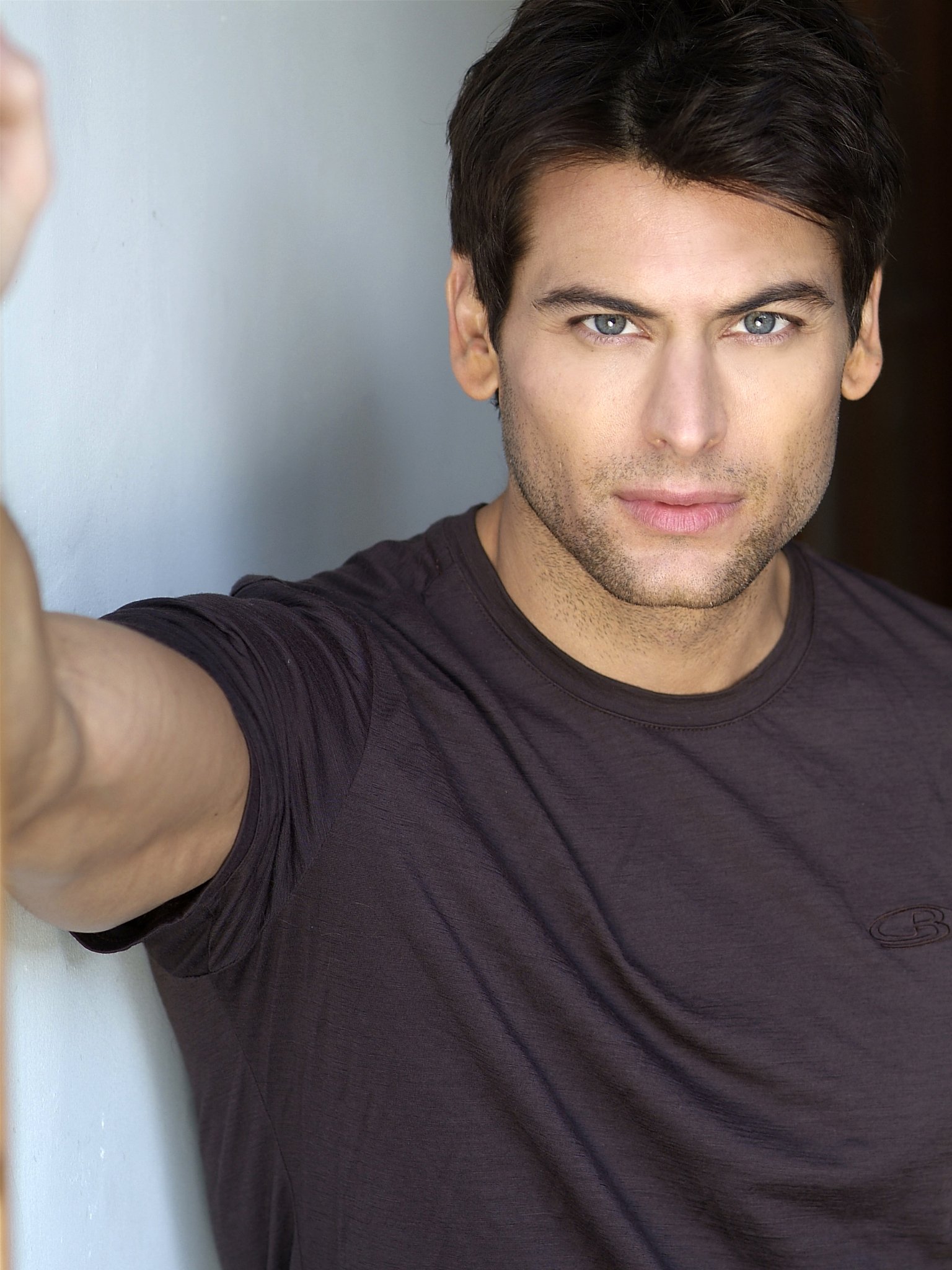 Фото - Ти Джей Хобан: 1536x2048 / 381 Кб