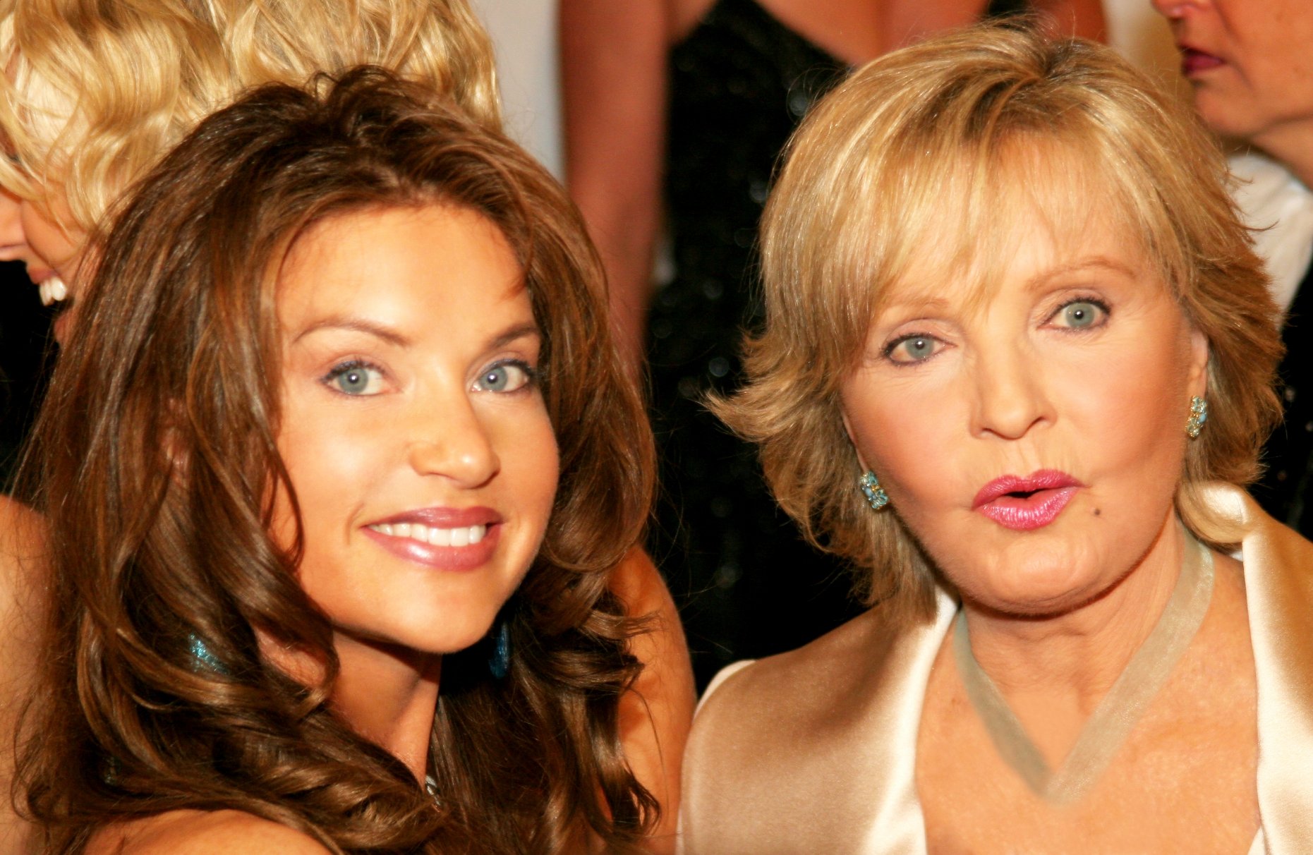 Фото - Ти Джей Маейрс: 1861x1212 / 340 Кб