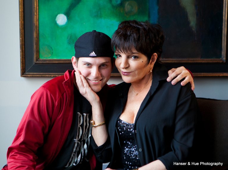 Фото - Пол Бекер: 766x573 / 68 Кб