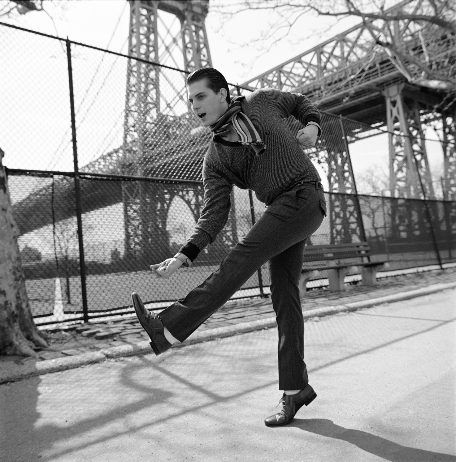 Фото - Пол Бекер: 1473x1494 / 382 Кб