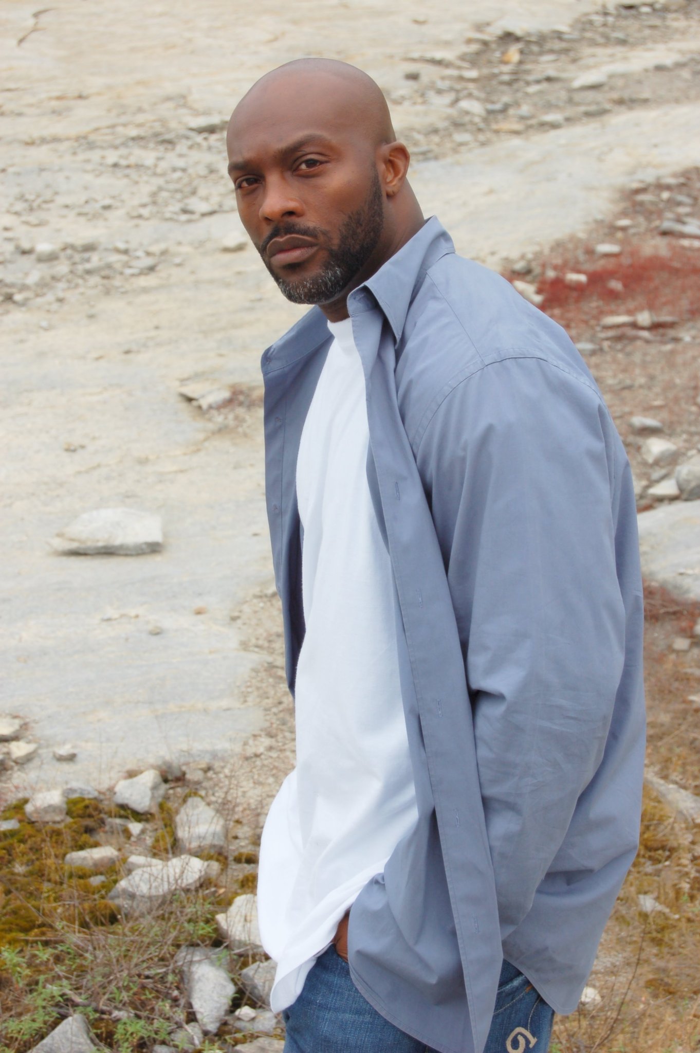 Фото - Джером Ро Брукс: 1362x2048 / 287 Кб