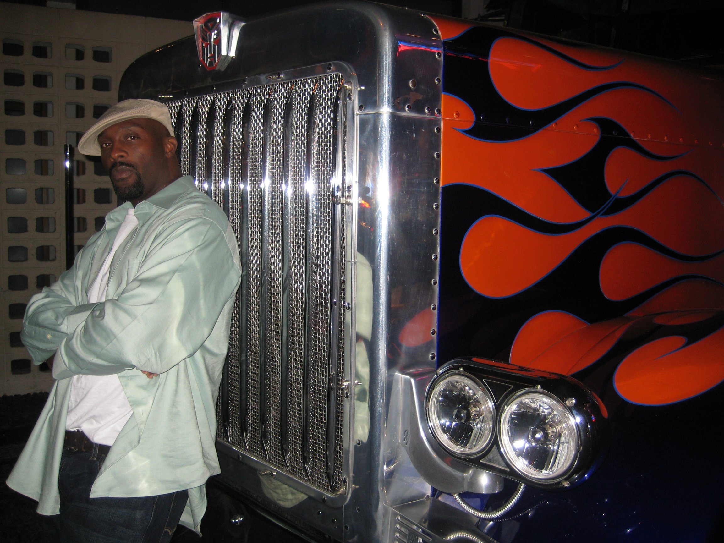 Фото - Джером Ро Брукс: 2304x1728 / 620 Кб