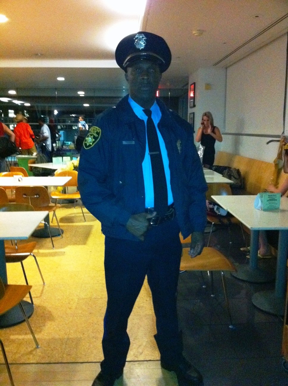 Фото - Джером Ро Брукс: 968x1296 / 239 Кб