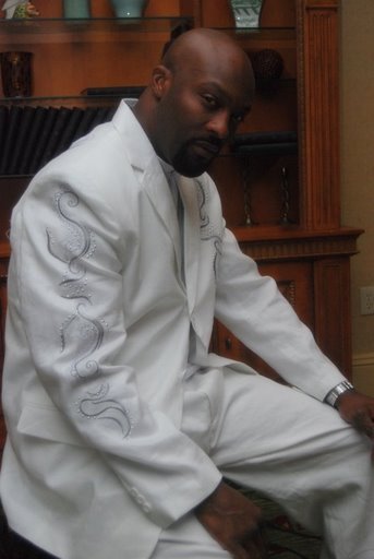 Фото - Джером Ро Брукс: 343x512 / 27 Кб