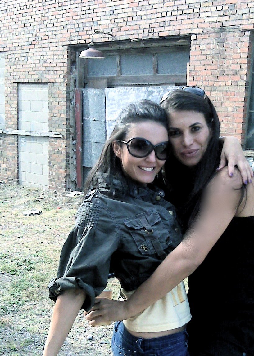 Фото - Ливия Милано: 818x1148 / 262 Кб