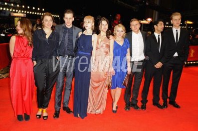 Фото - Антония Кэмпбелл-Хьюджес: 395x263 / 28 Кб