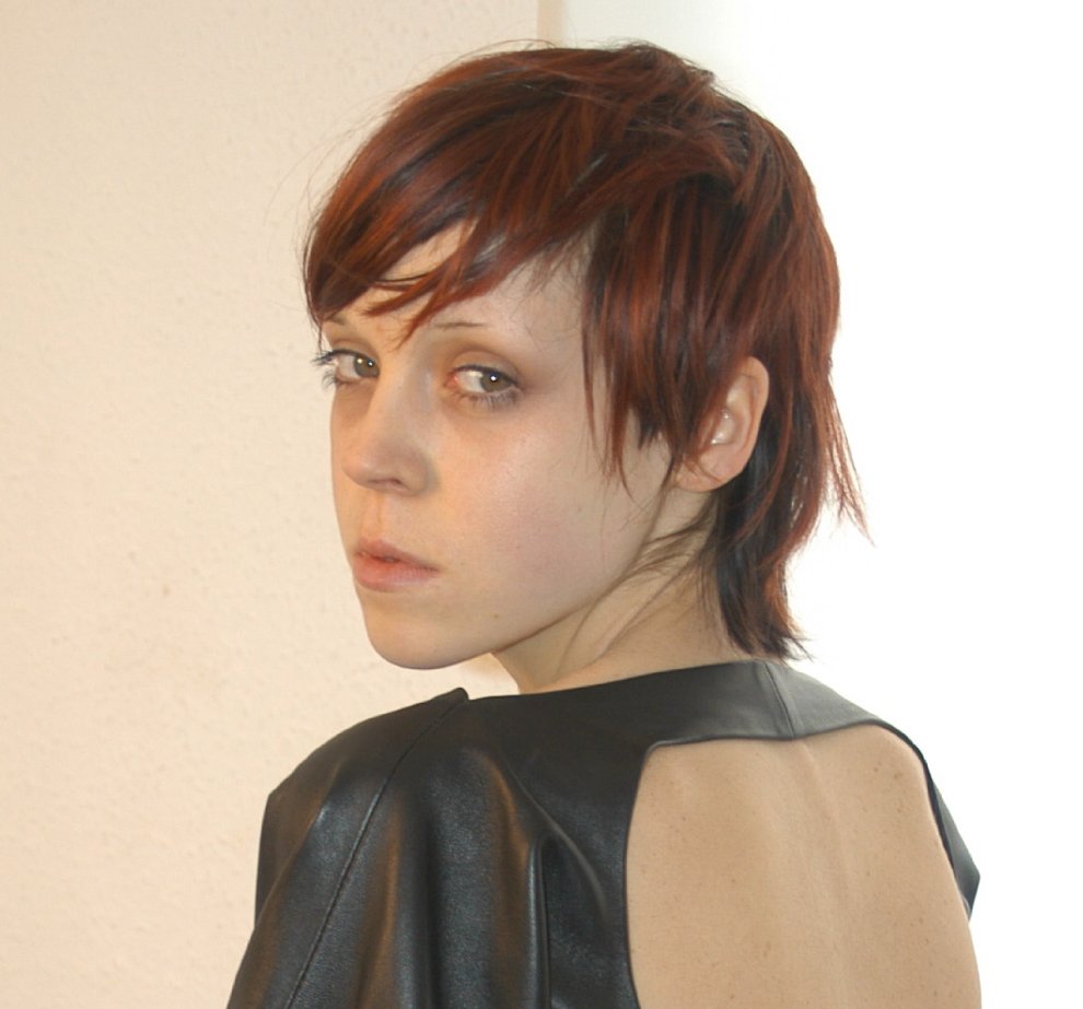 Фото - Антония Кэмпбелл-Хьюджес: 990x923 / 81 Кб