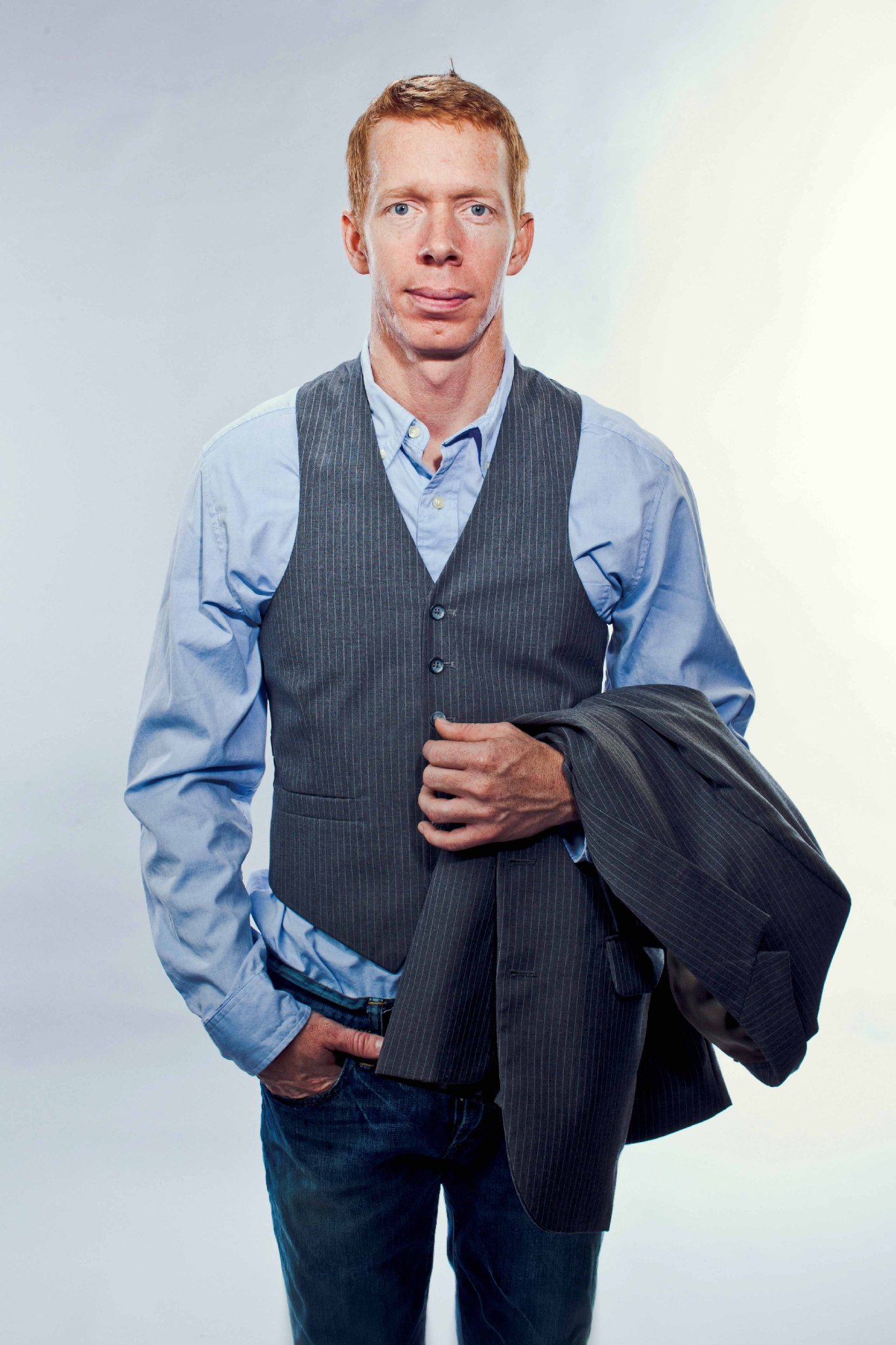 Фото - Джоди Топсон: 1365x2048 / 340 Кб