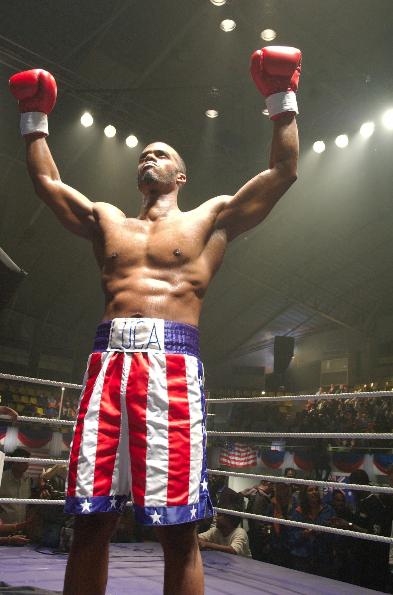 Фото - Джонни Браун: 1354x2048 / 443 Кб