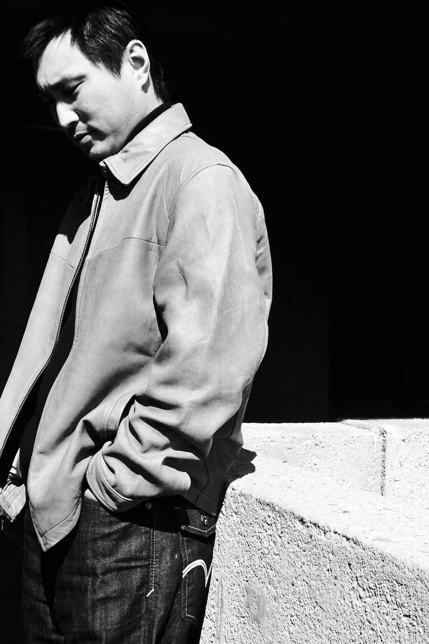 Фото - Кенджи Накамура: 1366x2048 / 414 Кб