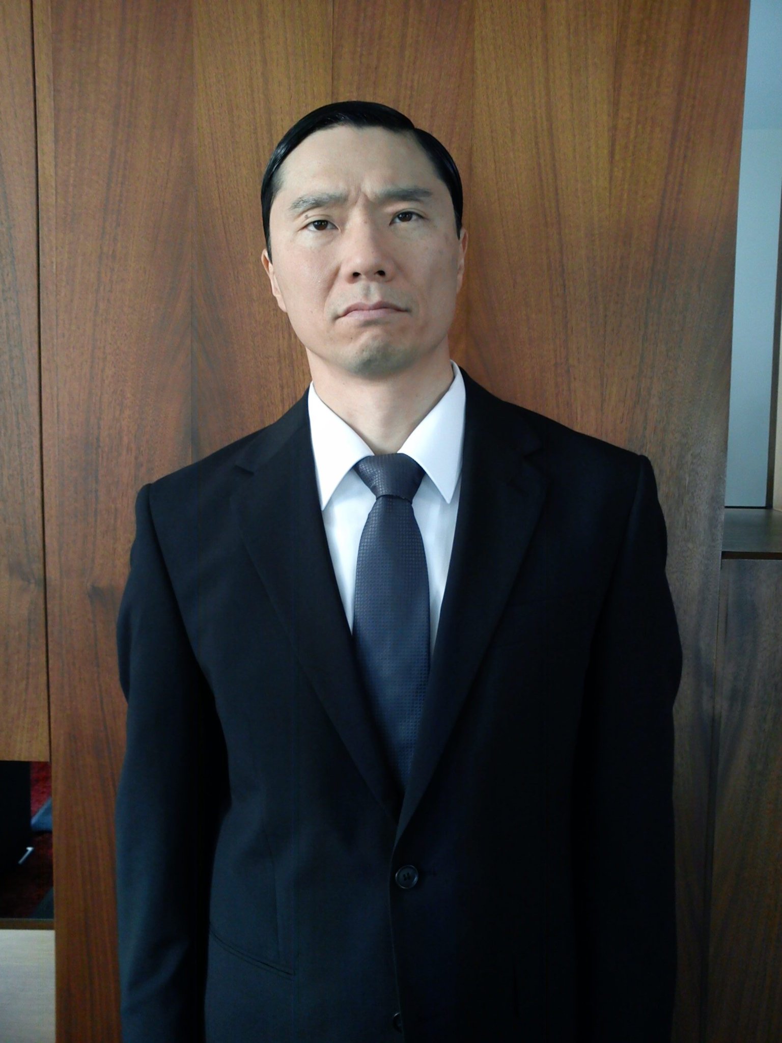 Фото - Юки Ивамото: 1536x2048 / 282 Кб