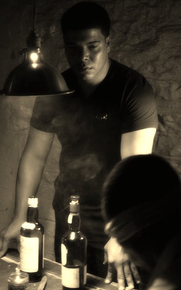 Фото - Родни Ролдан: 576x924 / 61 Кб