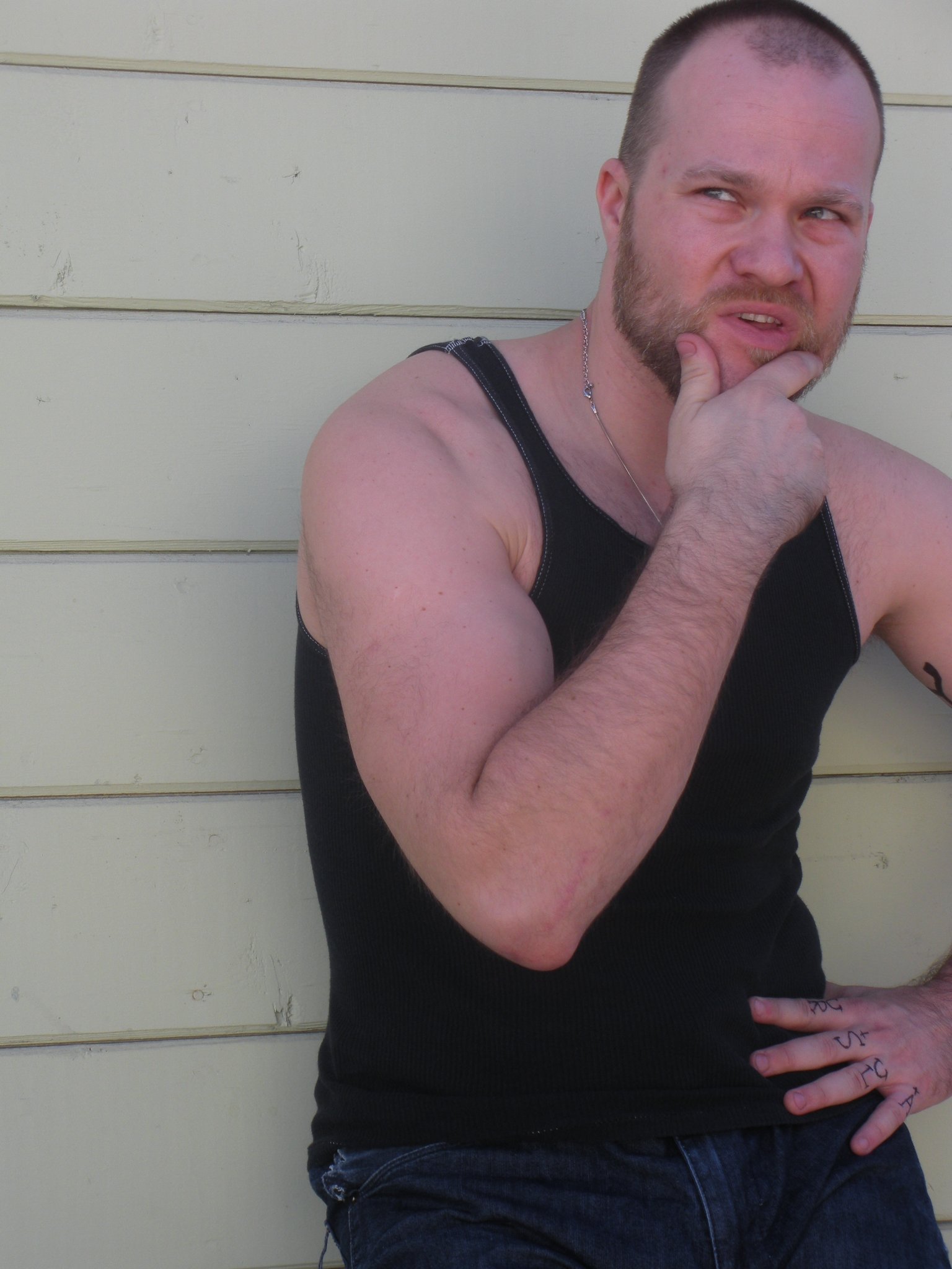 Фото - Давид Агранов: 1536x2048 / 261 Кб