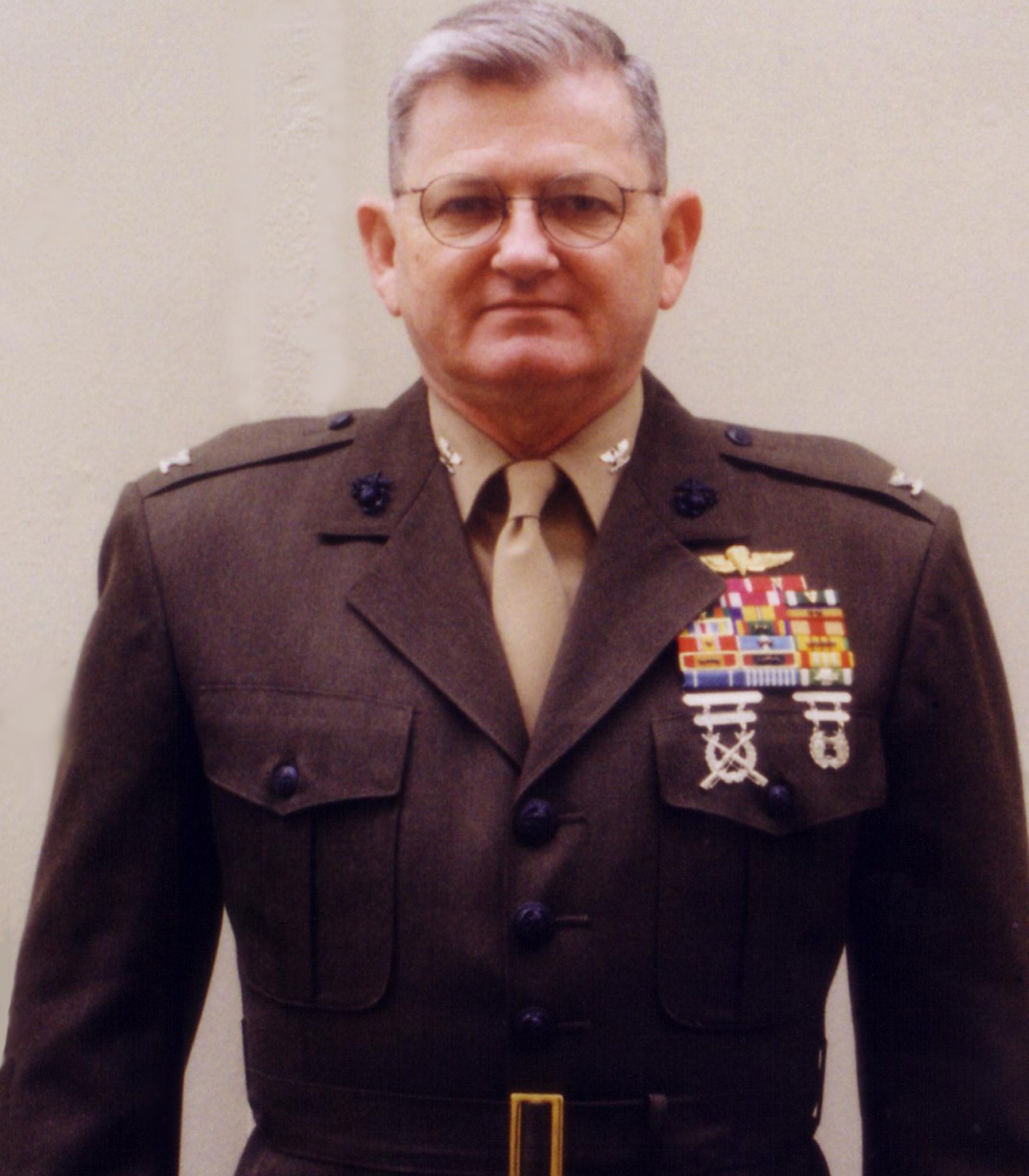 Фото - Сет Бэйли: 1792x2048 / 326 Кб