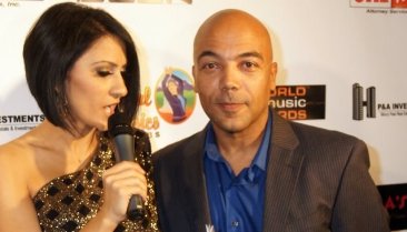 Фото - Энджел Оквендо: 366x209 / 18 Кб