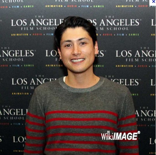 Фото - Джерман Де Леон: 541x539 / 62 Кб