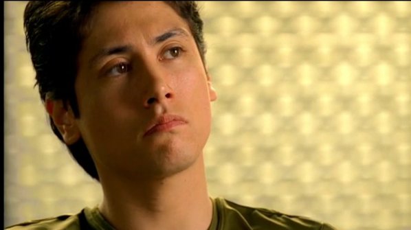 Фото - Джерман Де Леон: 598x335 / 25 Кб