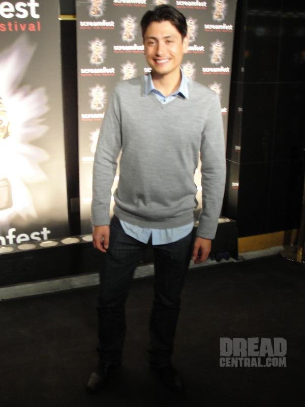 Фото - Джерман Де Леон: 600x800 / 45 Кб