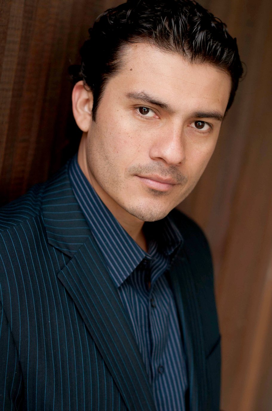 Фото - Риго Санчес: 911x1372 / 167 Кб