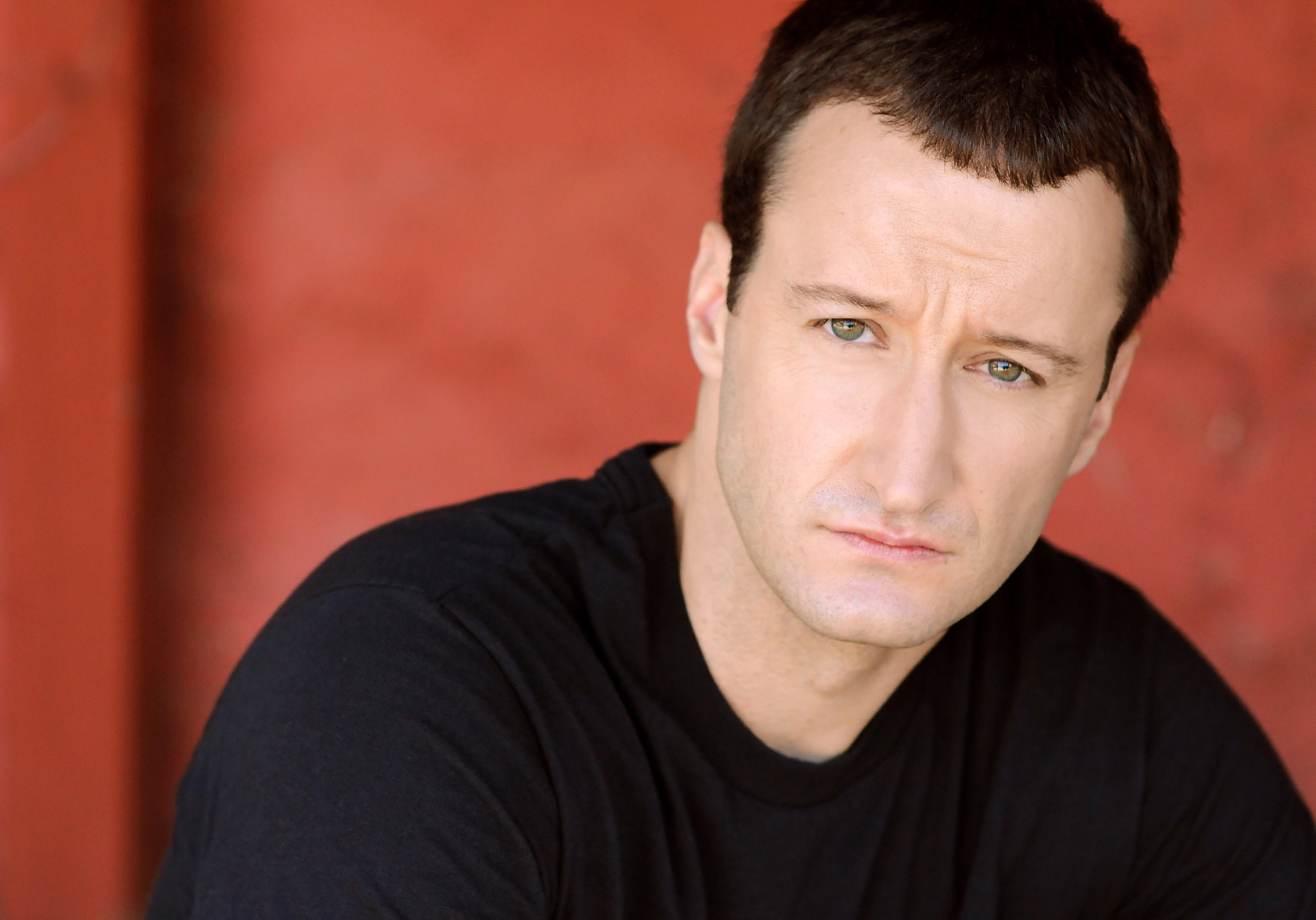 Фото - Дэн Менджини: 2600x1817 / 372 Кб