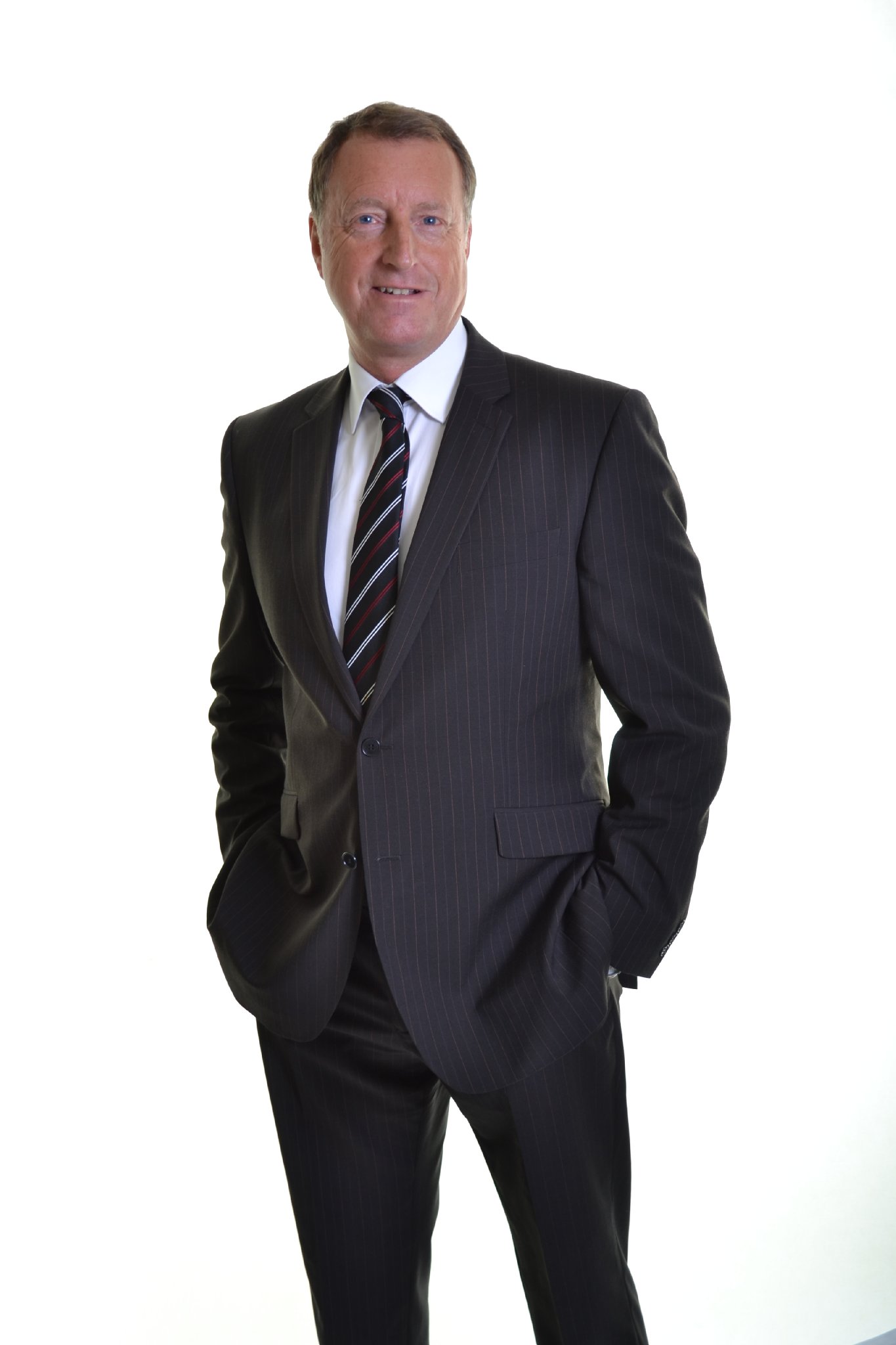 Фото - Дэвид Фрост: 1365x2048 / 132 Кб