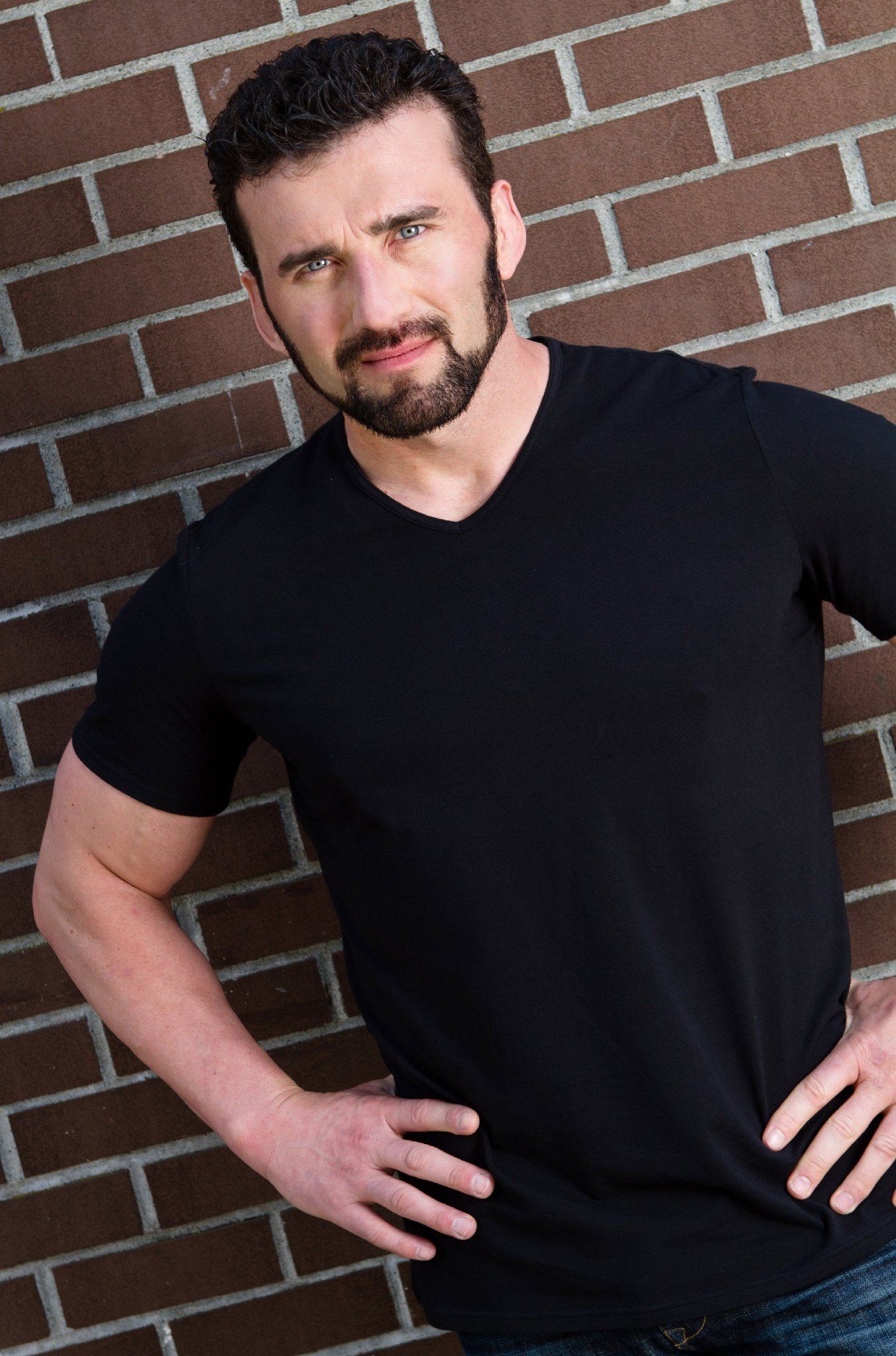 Фото - Ричард Джуллимо: 1354x2048 / 415 Кб