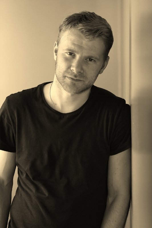 Фото - Кристофер Хатрэлл: 533x800 / 47 Кб