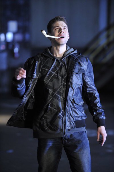 Фото - Брайан Дж. Смит: 399x600 / 39 Кб