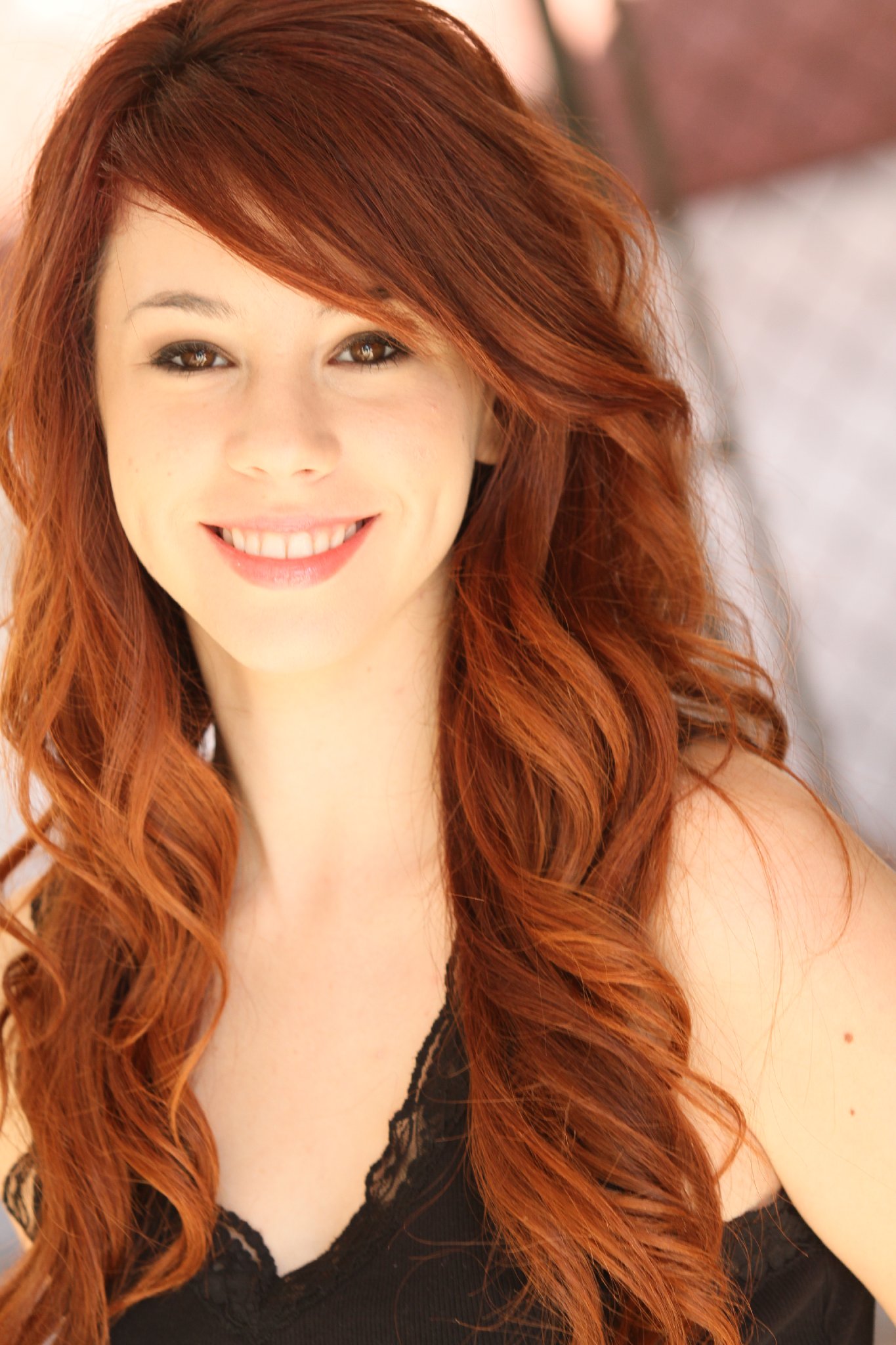 Фото - Джиллиан Роуз Рид: 1365x2048 / 354 Кб