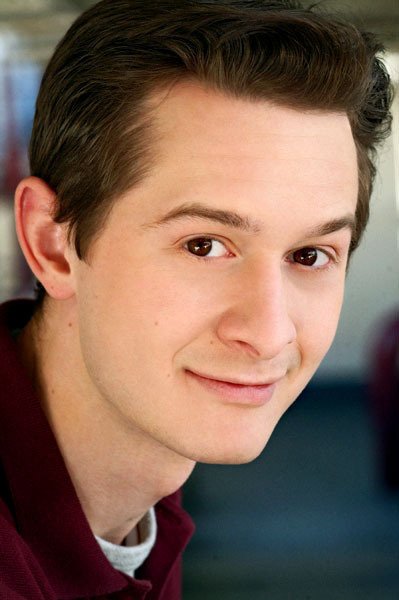 Фото - Брайан Джонс: 399x600 / 38 Кб