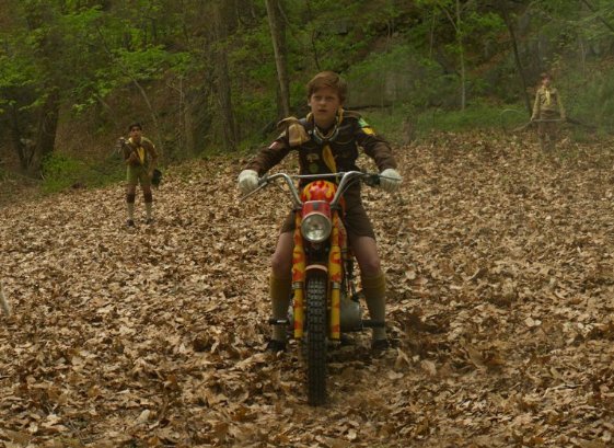 Фото - Лукас Хеджес: 561x409 / 78 Кб