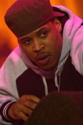 Фото - Кинетик: 320x480 / 16 Кб