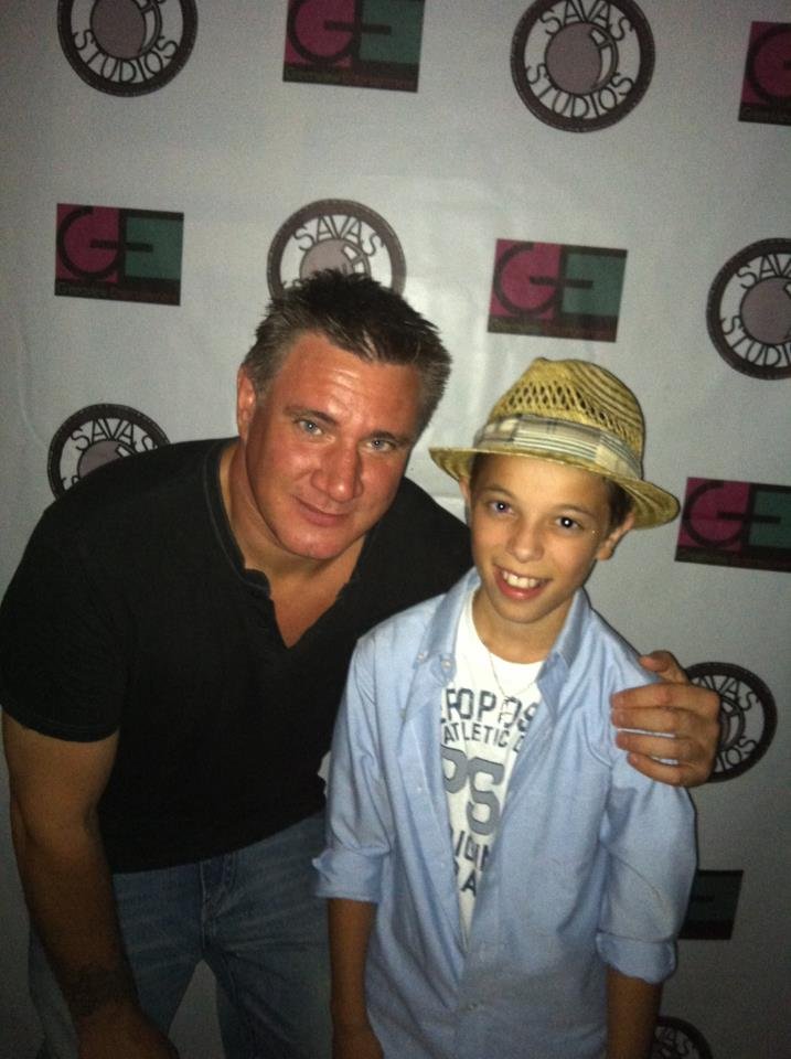 Фото - Сальваторе Сантоне: 717x960 / 82 Кб