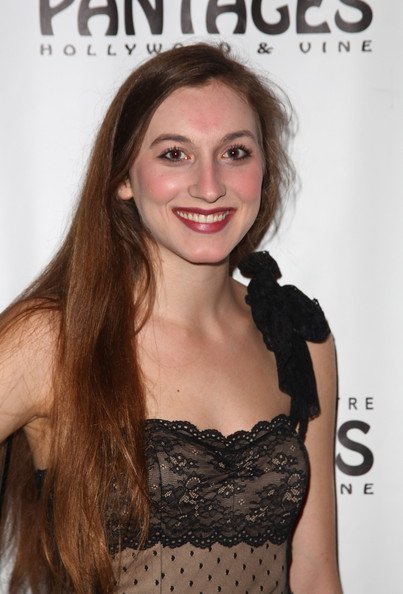 Фото - Элизабет Гуэст: 403x594 / 48 Кб