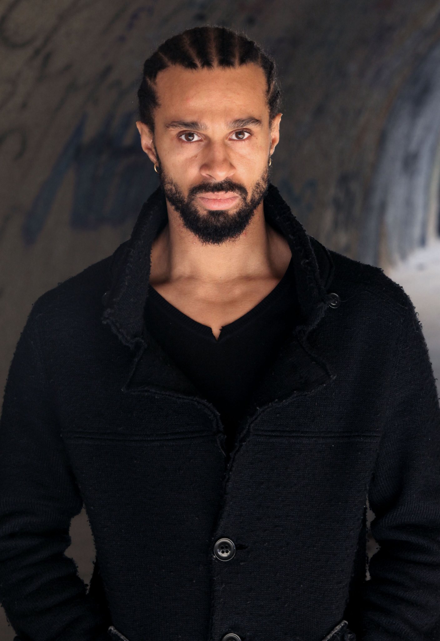 Фото - Алекс Мартин: 1408x2048 / 274 Кб