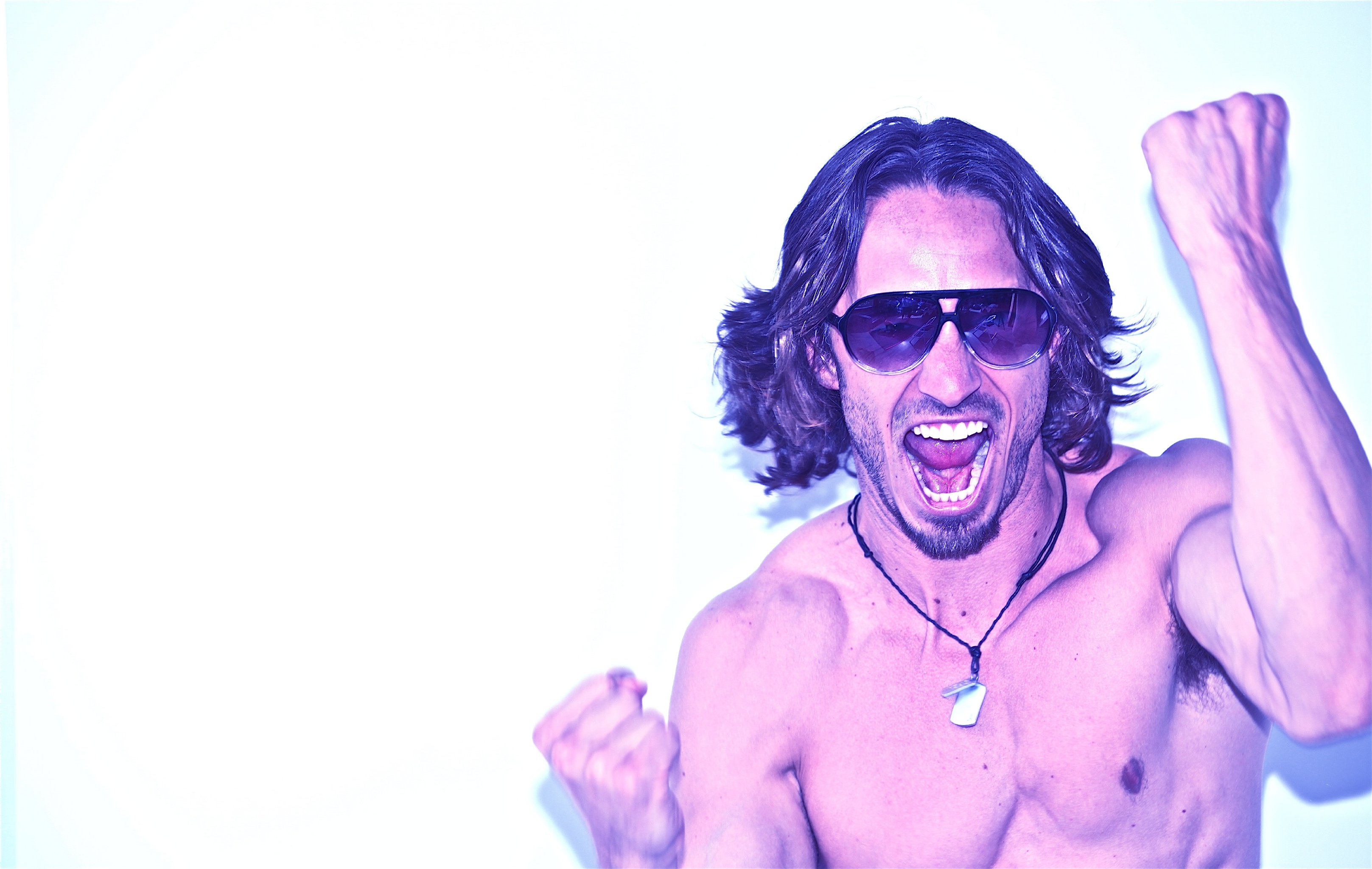 Фото - Брэдли Страйкер: 3234x2048 / 506 Кб