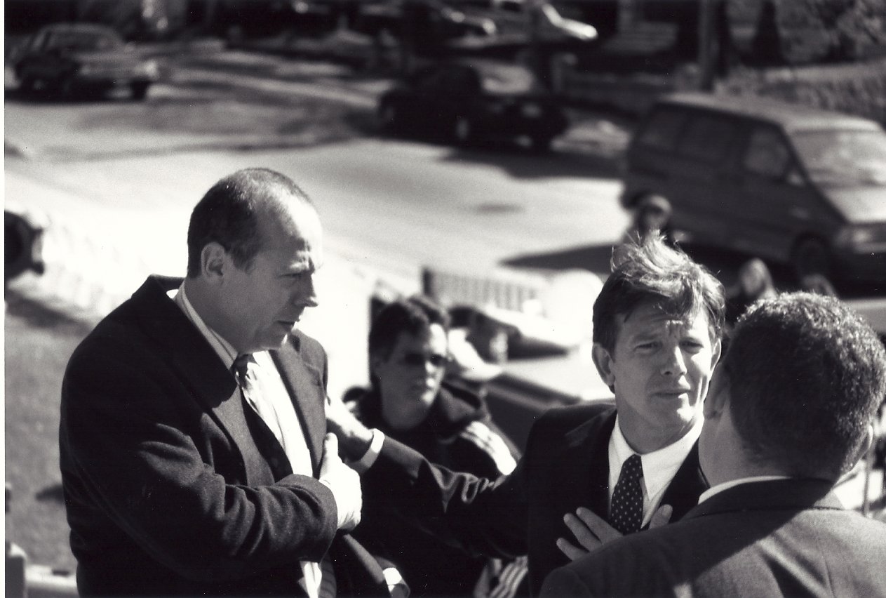 Фото - Мануэль Уррего: 1263x852 / 142 Кб