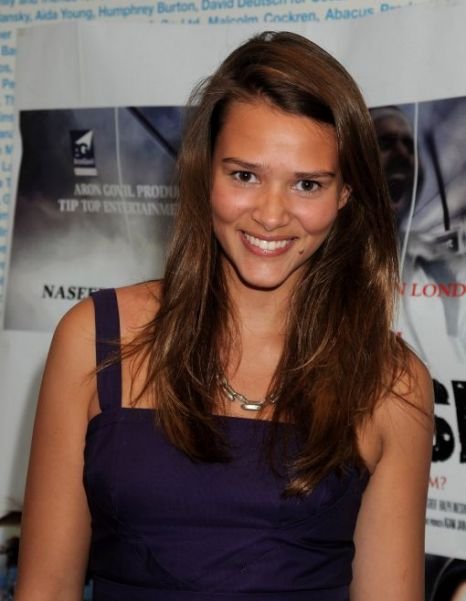 Фото - Индия Вэдсворт: 466x601 / 39 Кб