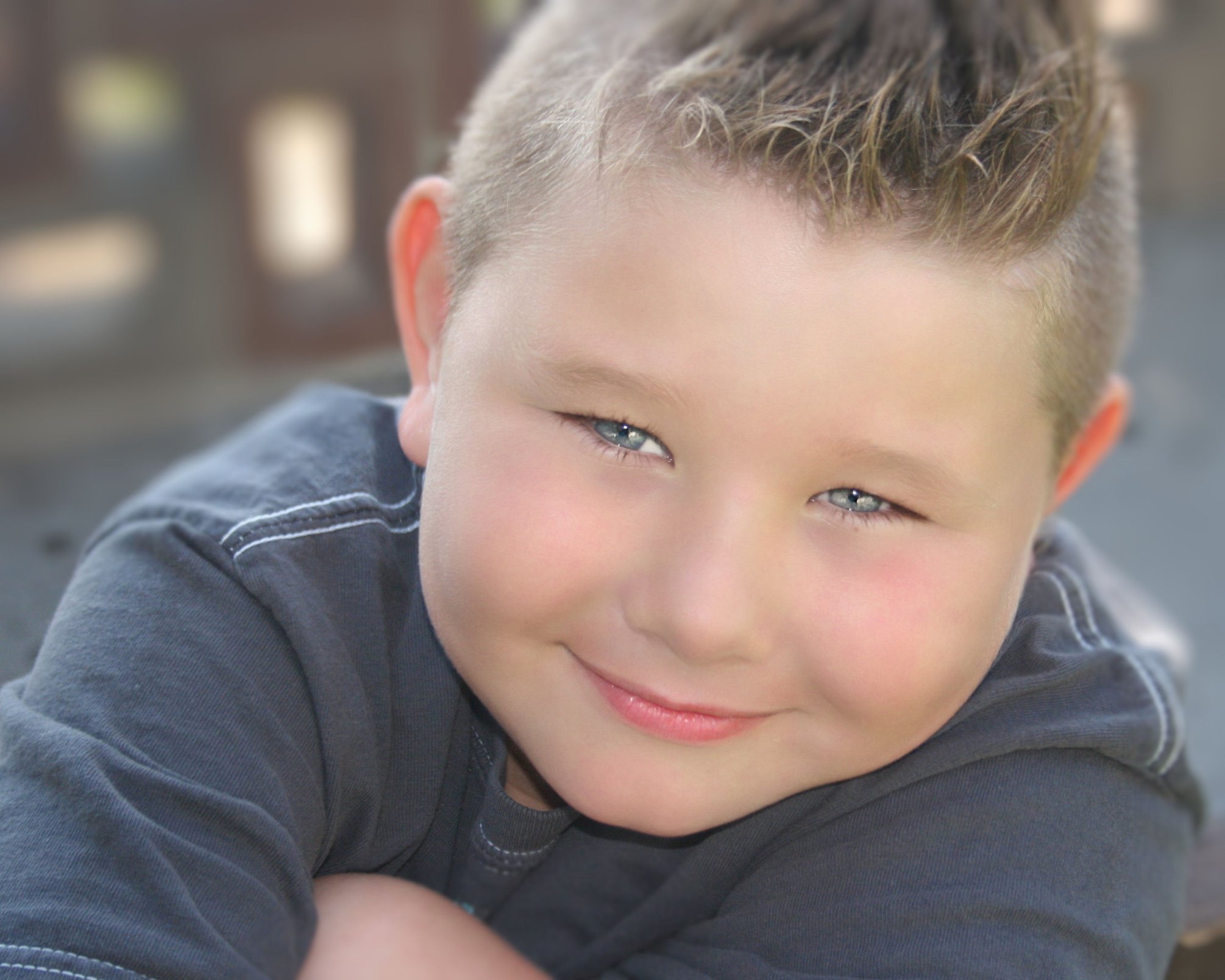 Фото - Аарон Захарий Филипс: 2010x1608 / 283 Кб