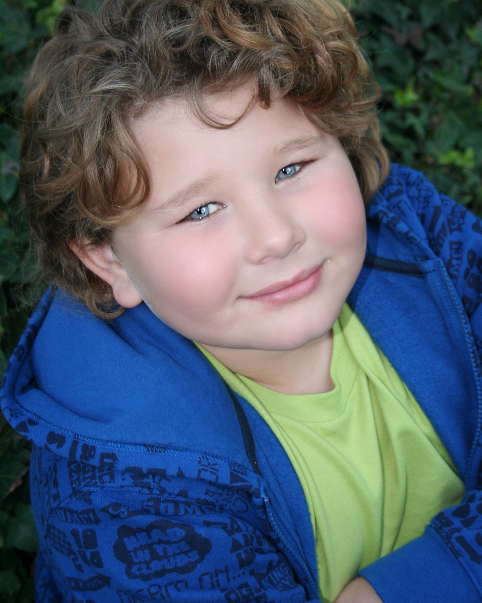 Фото - Аарон Захарий Филипс: 1638x2048 / 426 Кб