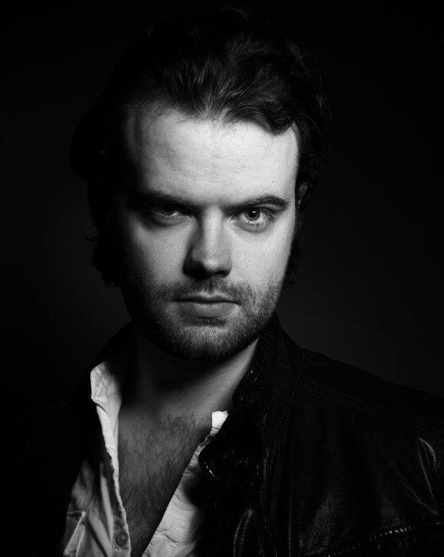 Фото - Даррил Кинселла: 635x797 / 55 Кб