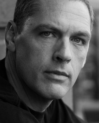 Фото - Роки Андерсон: 316x392 / 18 Кб