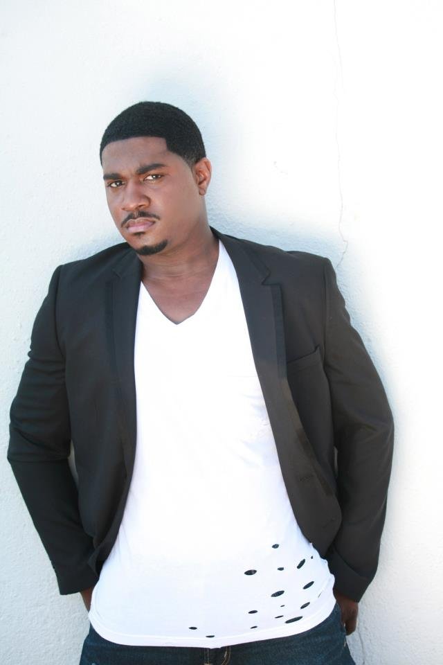 Фото - Джастин М. Бойд: 640x960 / 40 Кб