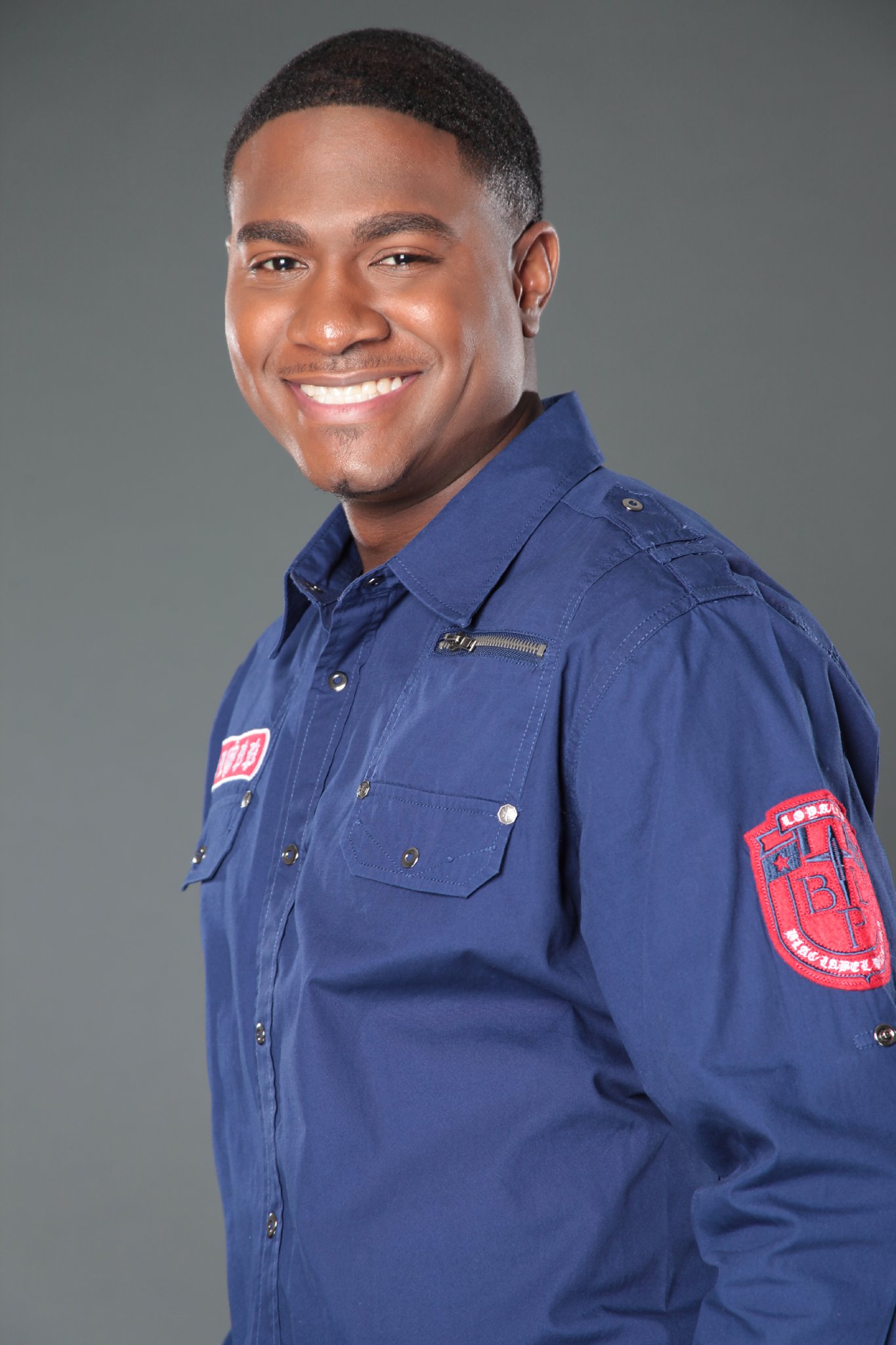 Фото - Джастин М. Бойд: 1365x2048 / 258 Кб