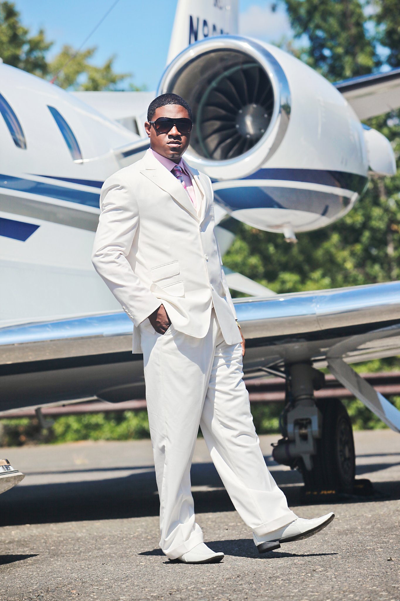 Фото - Джастин М. Бойд: 1365x2048 / 354 Кб