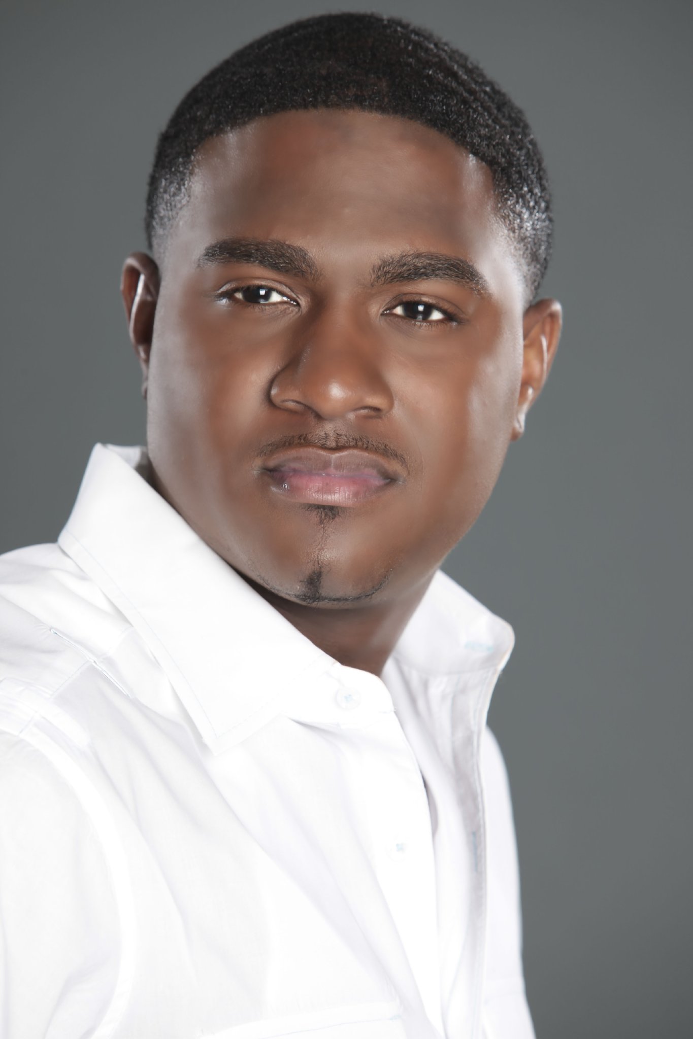 Фото - Джастин М. Бойд: 1365x2048 / 144 Кб