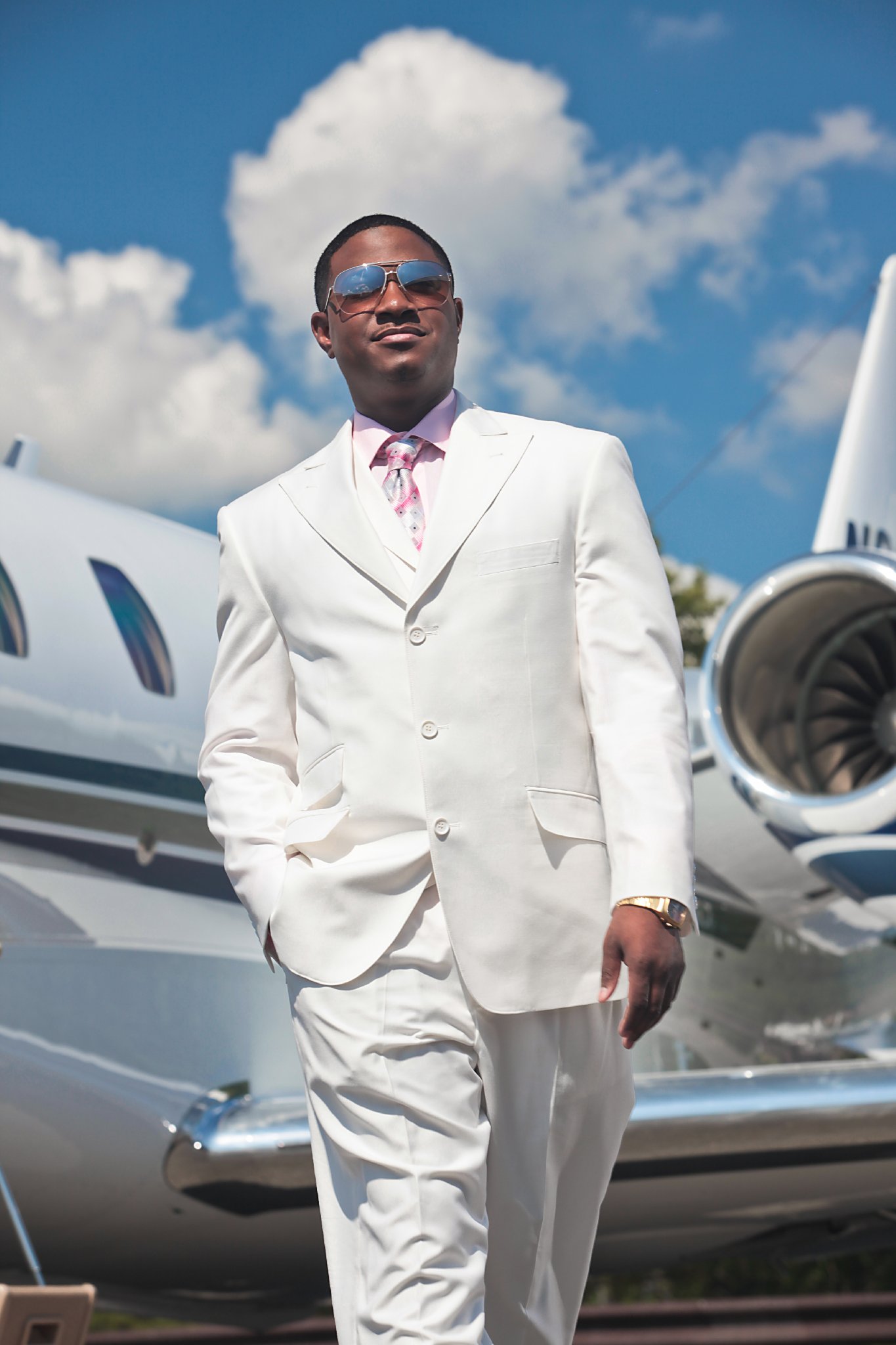 Фото - Джастин М. Бойд: 1365x2048 / 217 Кб