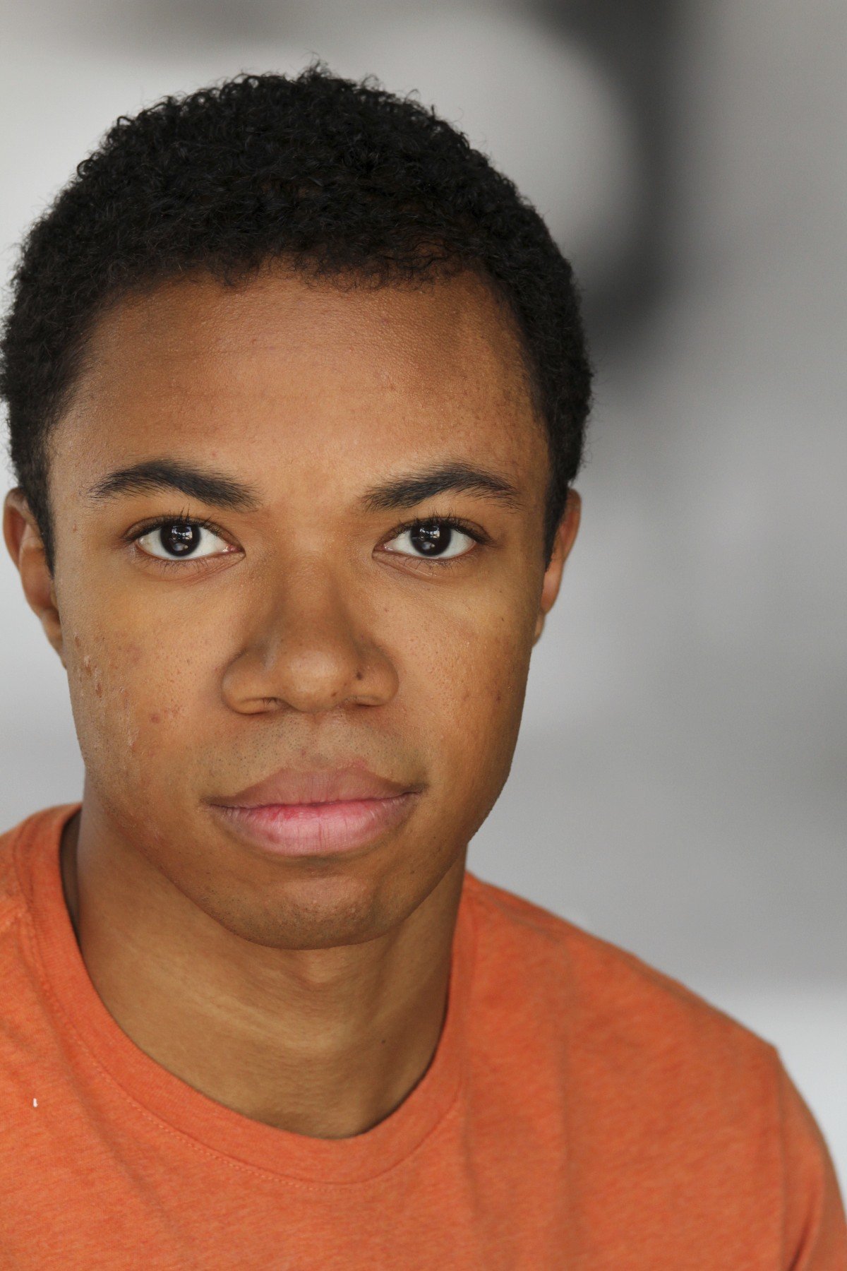 Фото - Джеймс Бело: 1200x1800 / 260 Кб